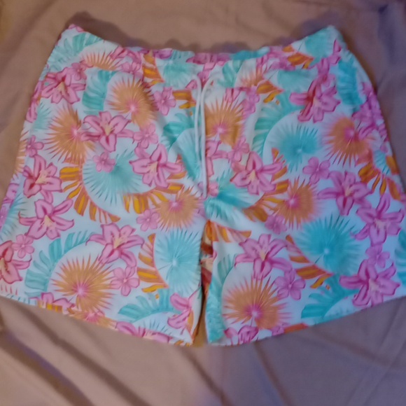 Tropical Floral Men's Swim Board Shorts - Picture 6 of 8